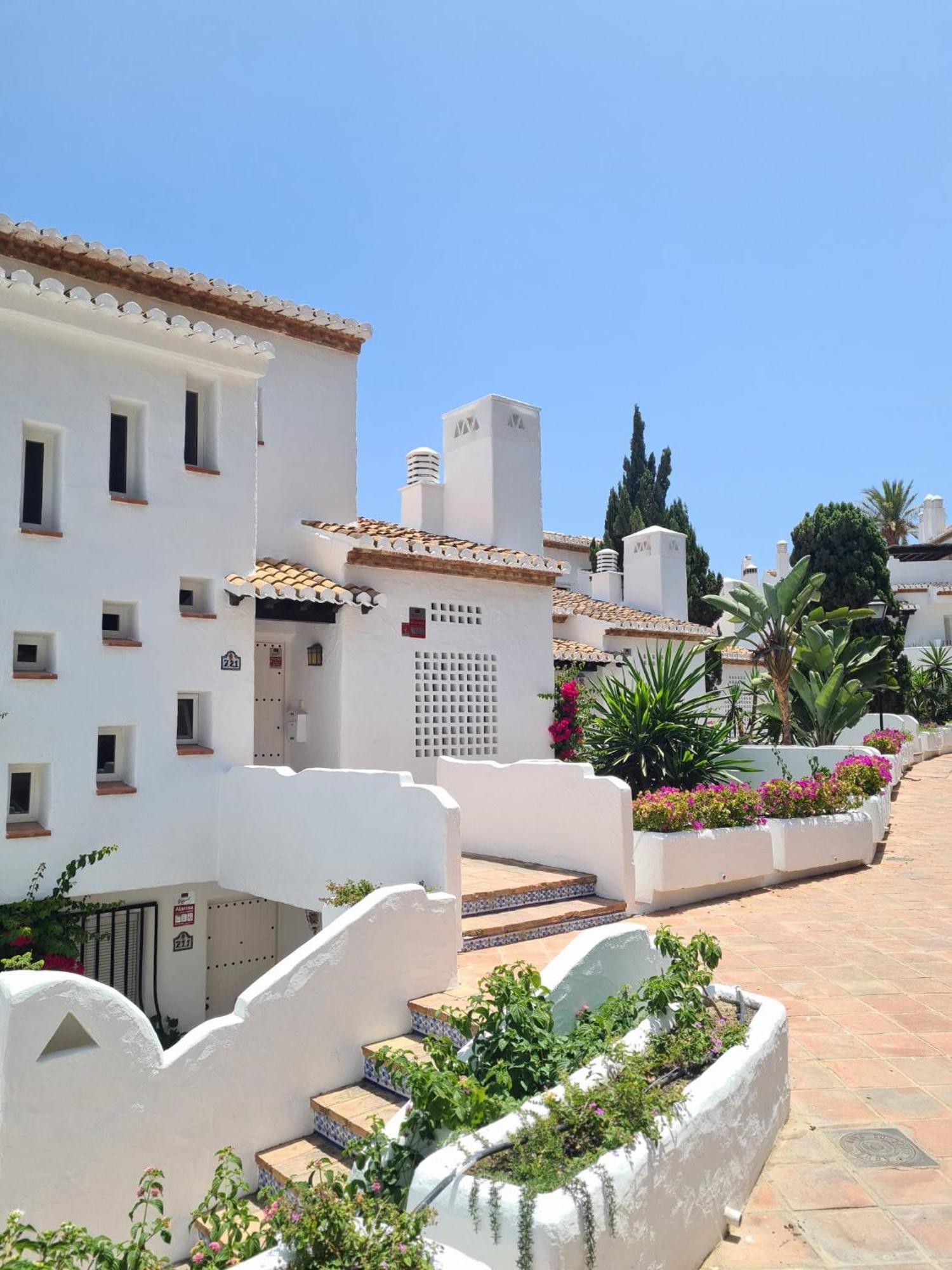 Sunny Getaway Διαμέρισμα La Herradura  Εξωτερικό φωτογραφία